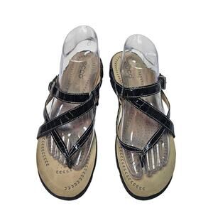 ECCO Sz39 Strappy Patent Croco pattern flip flops leather slippers. Comfy. Boho